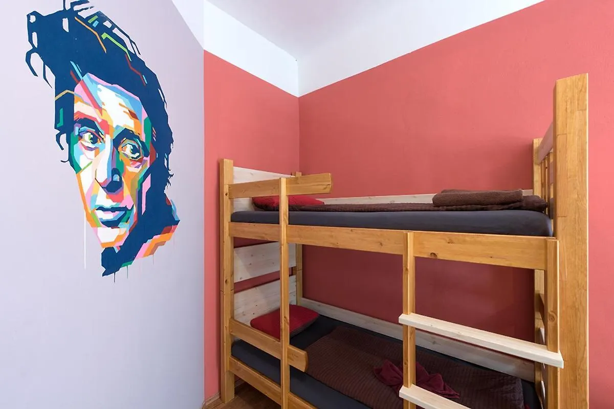 Hostel Elf Praga 0*,