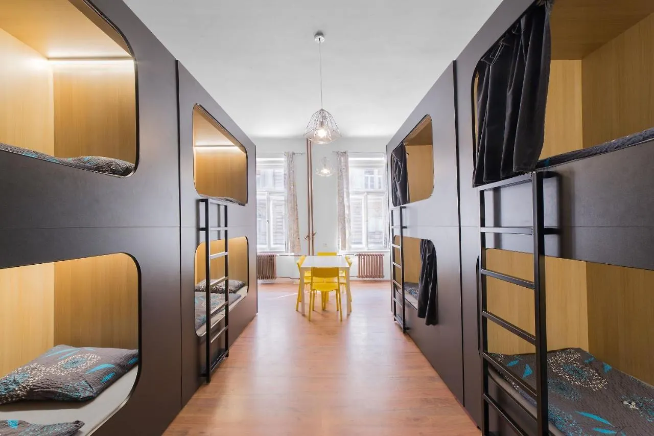 Hostel Elf Prague